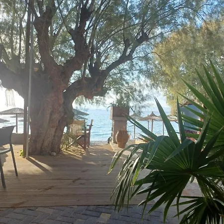 Zoe Holiday home Kakorrevma